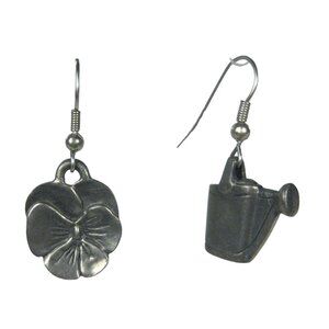 PP Garden Pansy Watering Can Earring Pierced Jewelry Pewter Hook